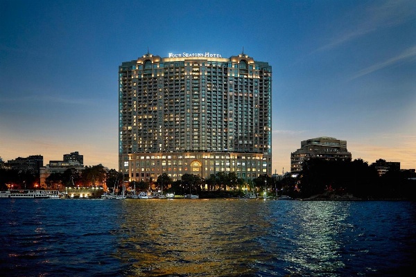 Four Seasons Hotel Cairo At Nile Plaza image 1